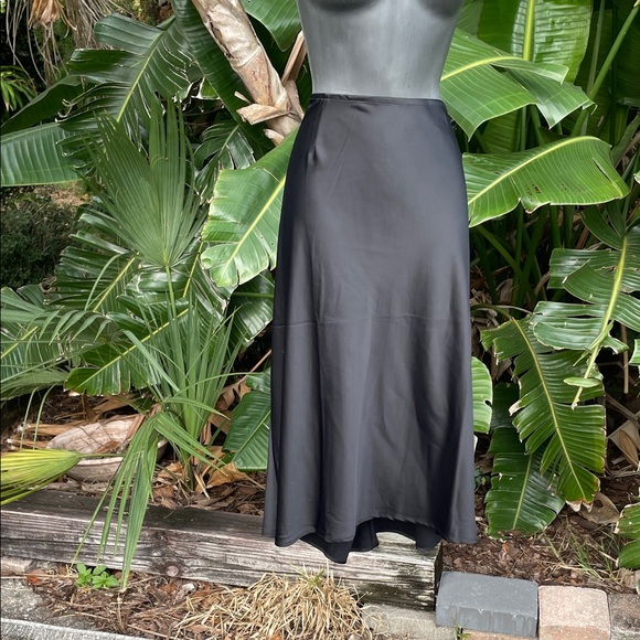 Chico satin skirt
